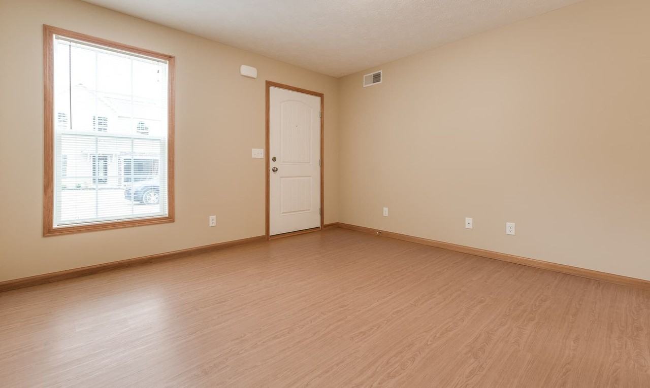 428 Station 44 Pl - Photo 3 of 13