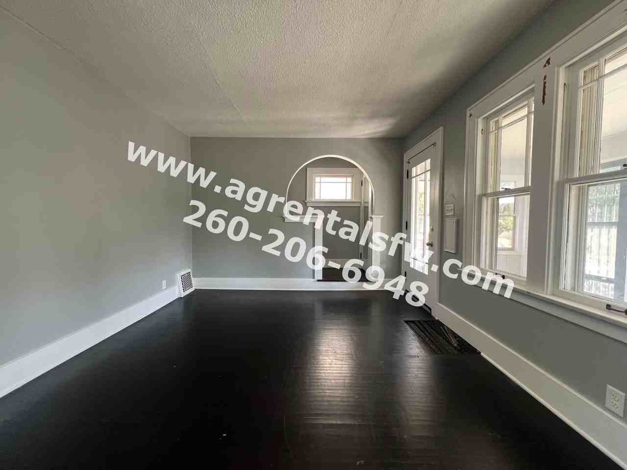 346 Killea Ave - Photo 3 of 15