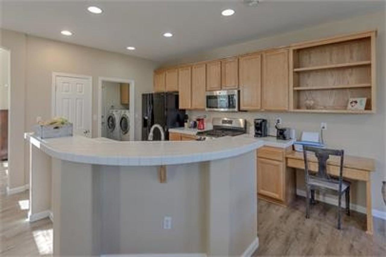 2124 Caravaggio Dr - Photo 4 of 15