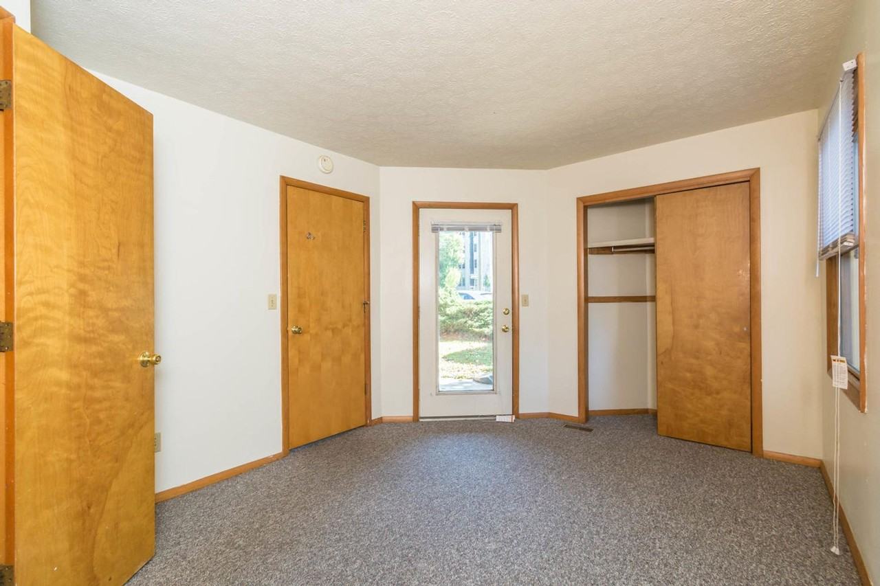 519 E Smith Ave - Photo 7 of 12