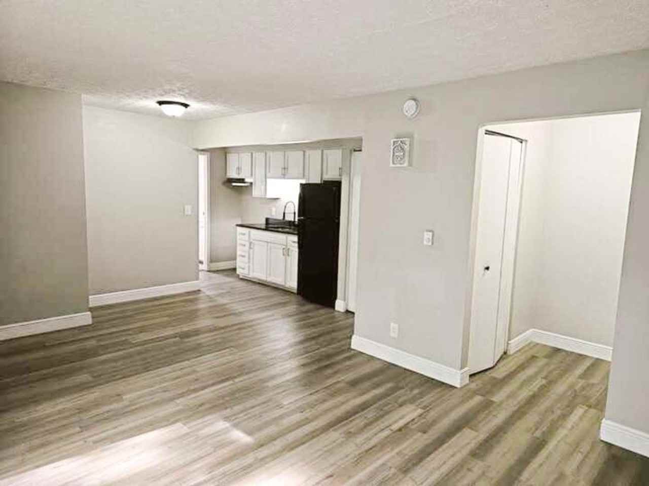 Willow Run Apartments - Photo 3 of 44