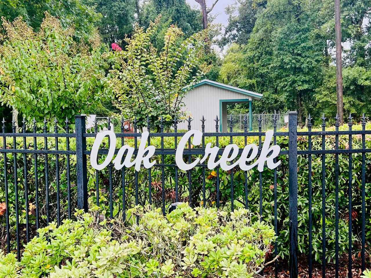 1800 Castille Dr - Photo 3 of 31