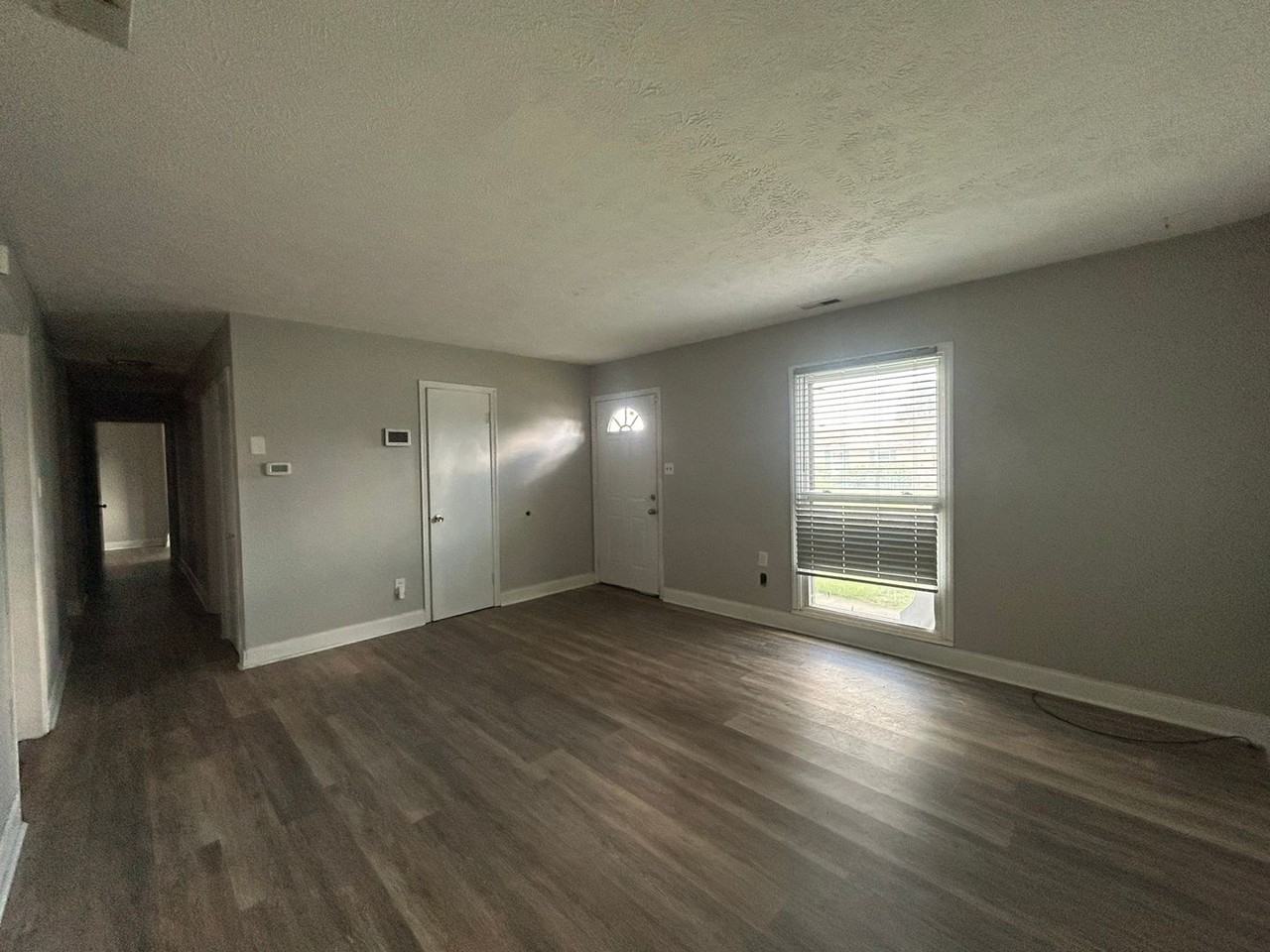 5752 Edmeston Dr - Photo 2 of 24