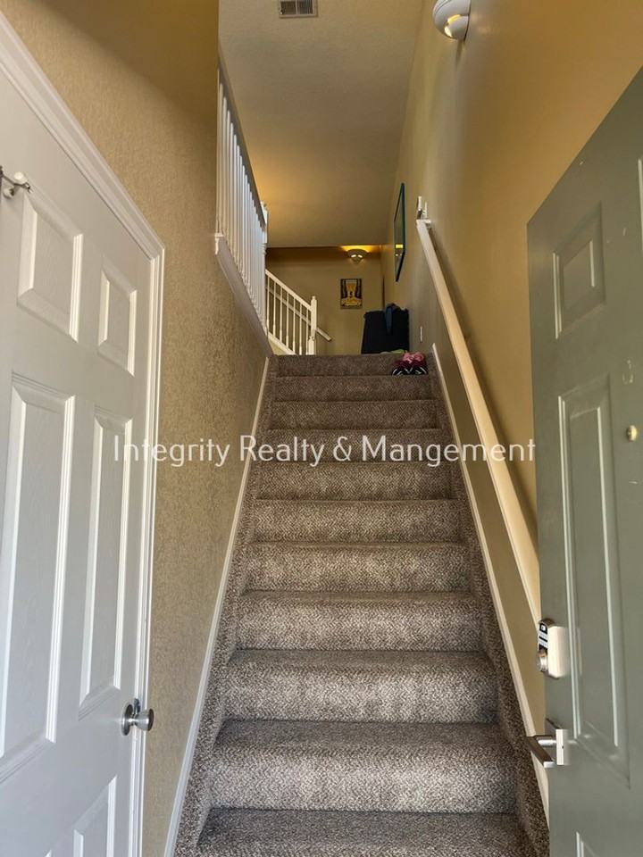 452 Black Feather Loop #618 - Photo 5 of 29