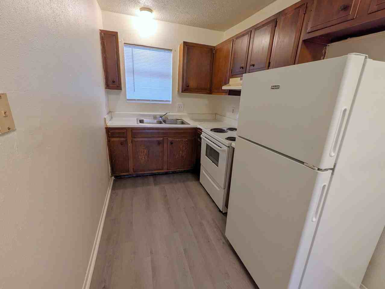 Manya Point Apartments - Photo 5 of 21