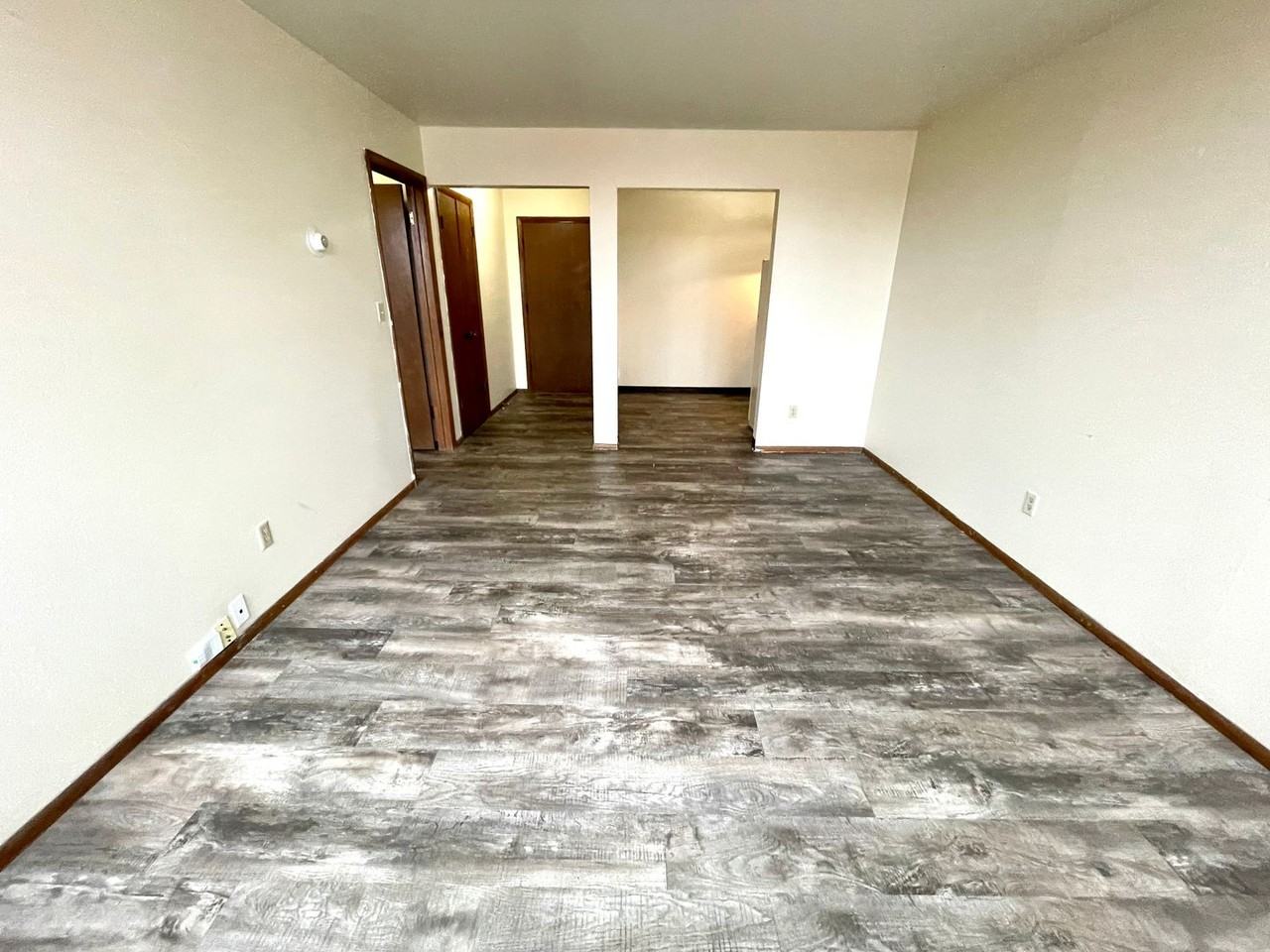 1320 E Capitol Drive - Photo 2 of 25
