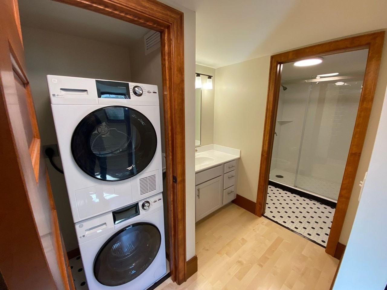 The Exchange - Photo 4 of 21