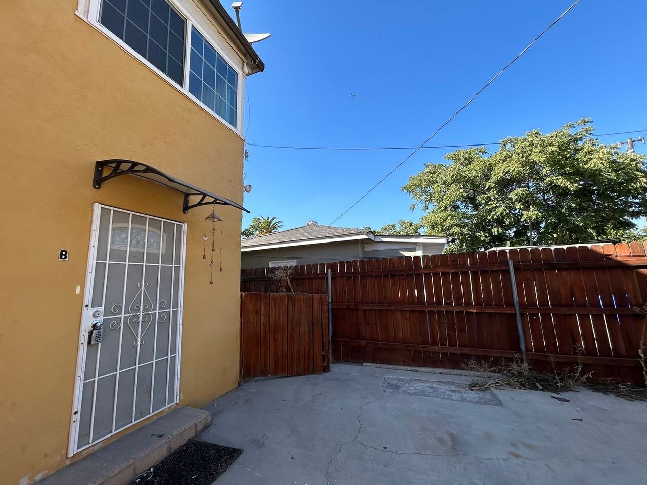 450 N Taylor St - Photo 3 of 19