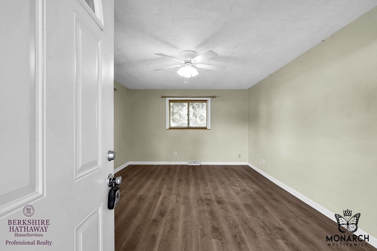 272 Collingwood Ave - Photo 5 of 50