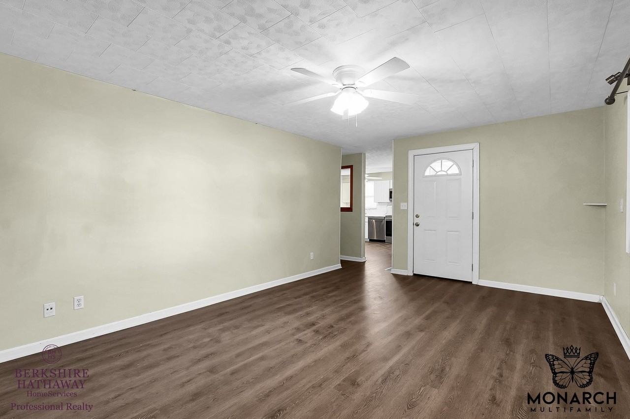 272 Collingwood Ave - Photo 7 of 50