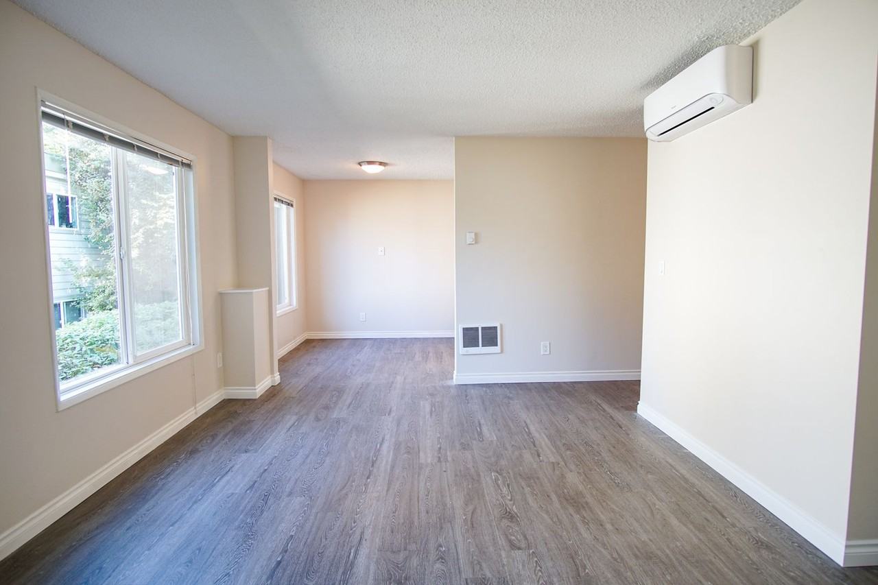 4149 Se 37th Ave #1 - Photo 2 of 12