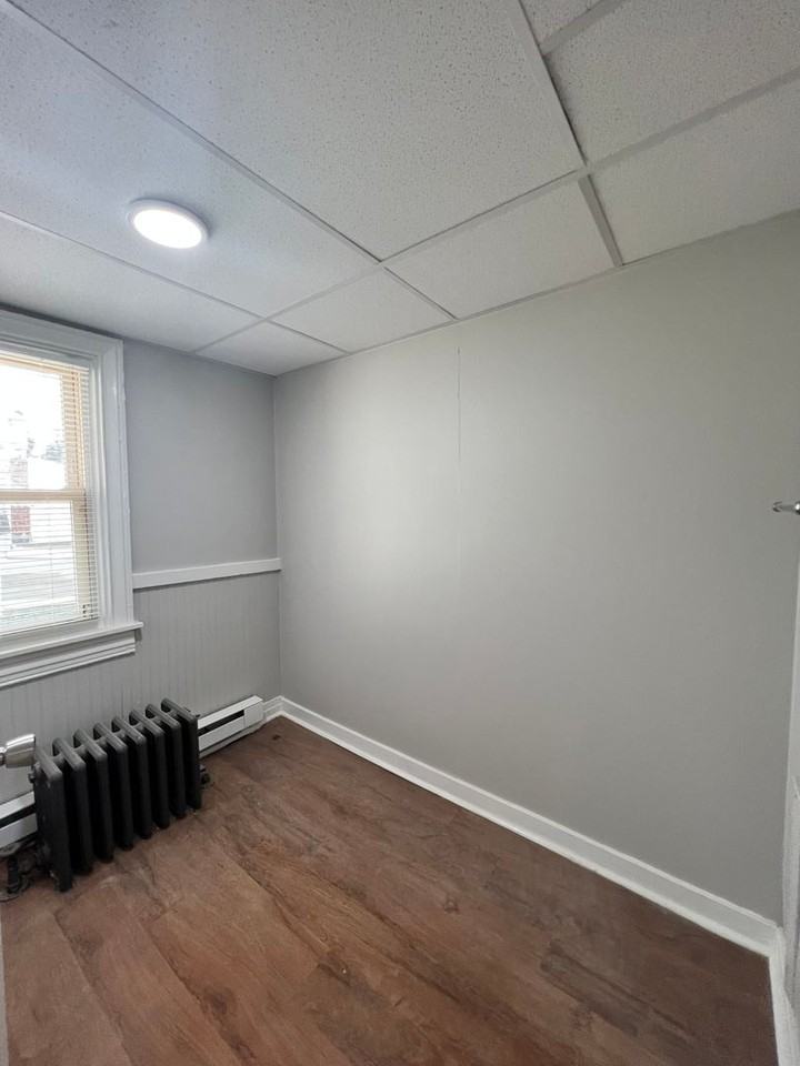 207-209 S 9TH STREET - Photo 3 of 7