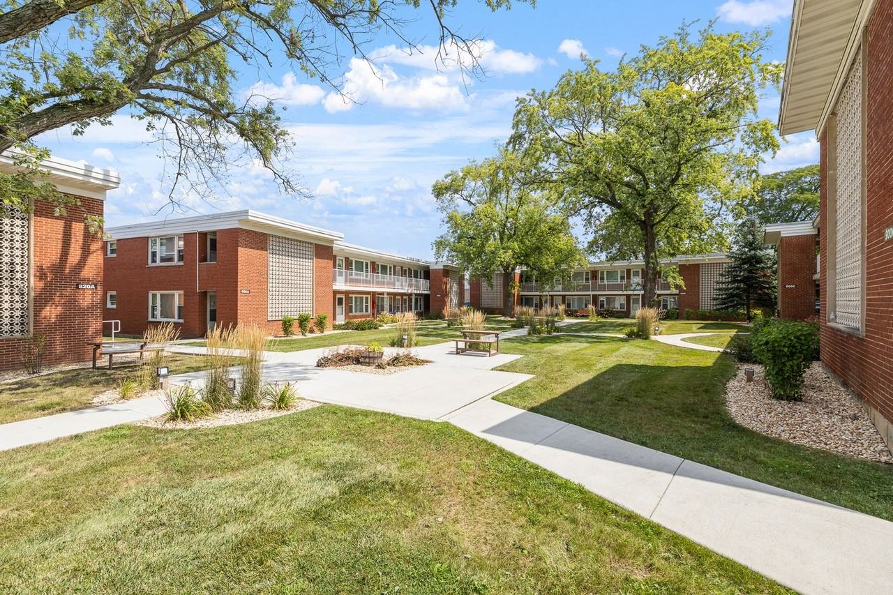 WHEATON COURT, LLC - Photo 6 of 50