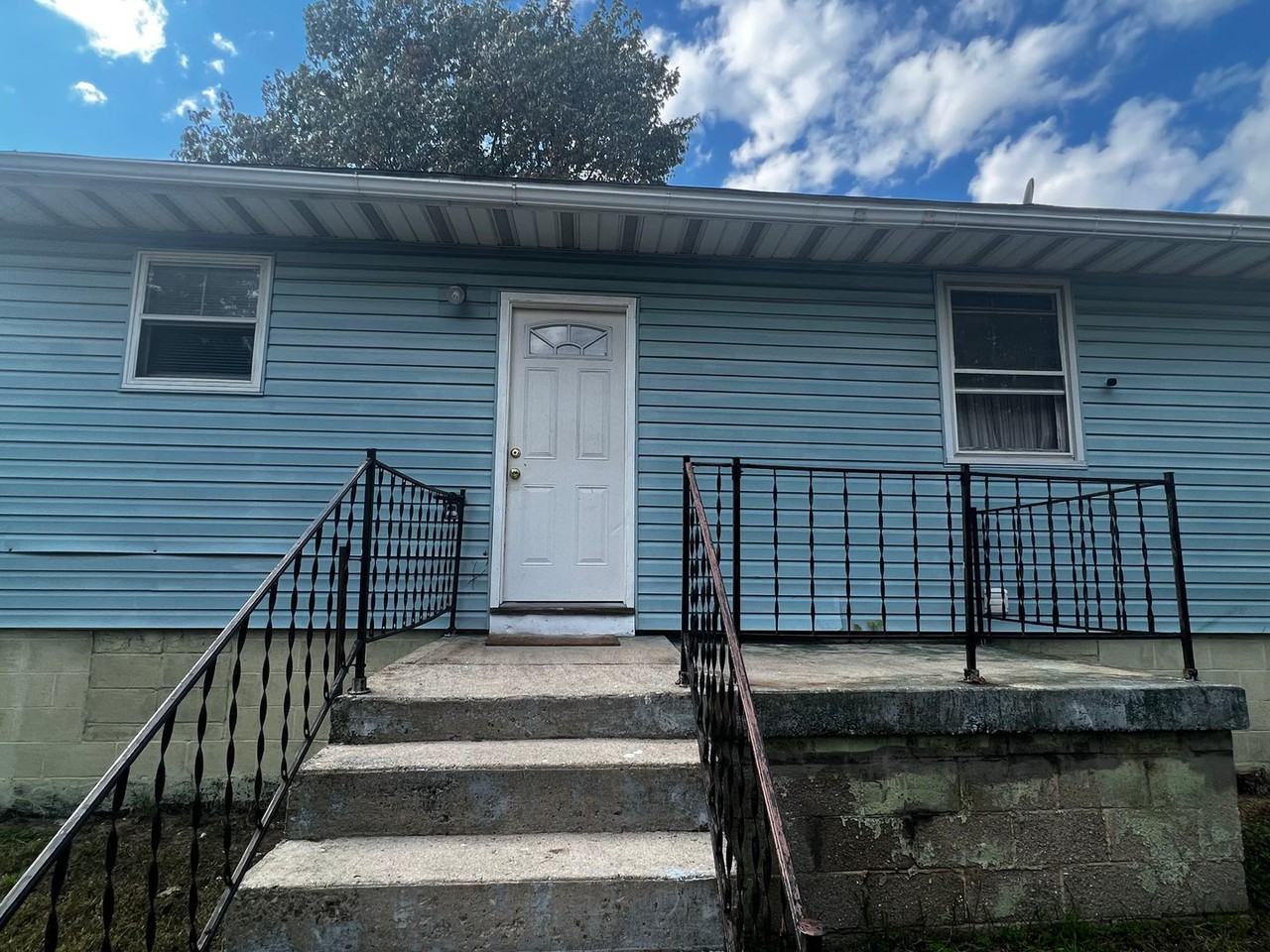 8177 Solley Rd - Photo 2 of 12