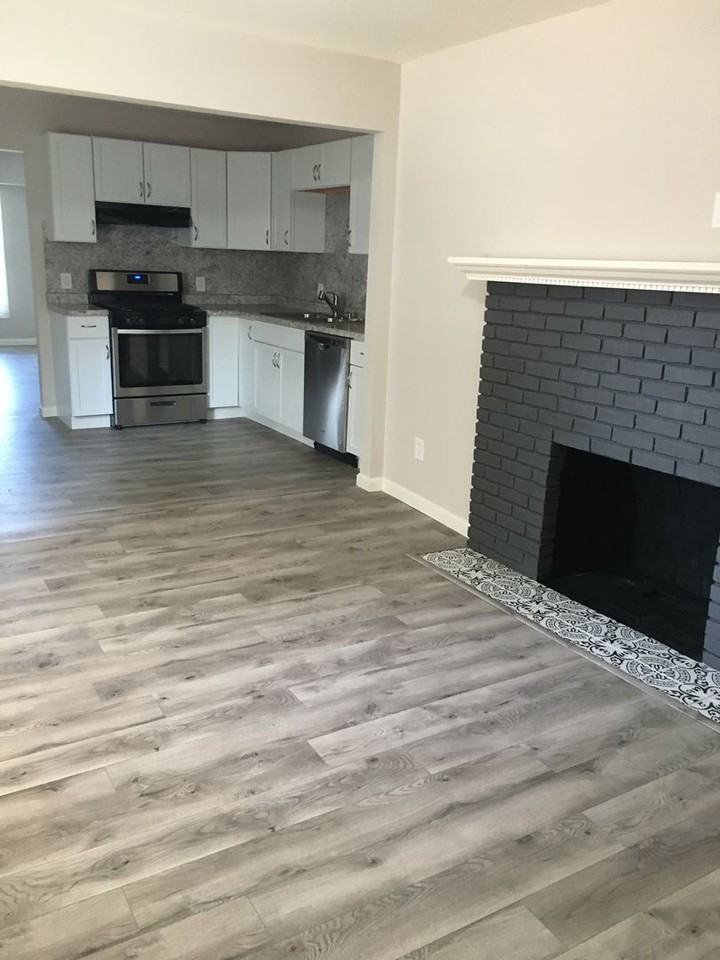 12605 Holly Rd - Photo 2 of 12