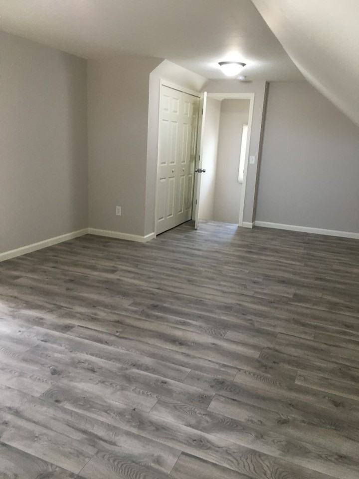 12605 Holly Rd - Photo 4 of 12