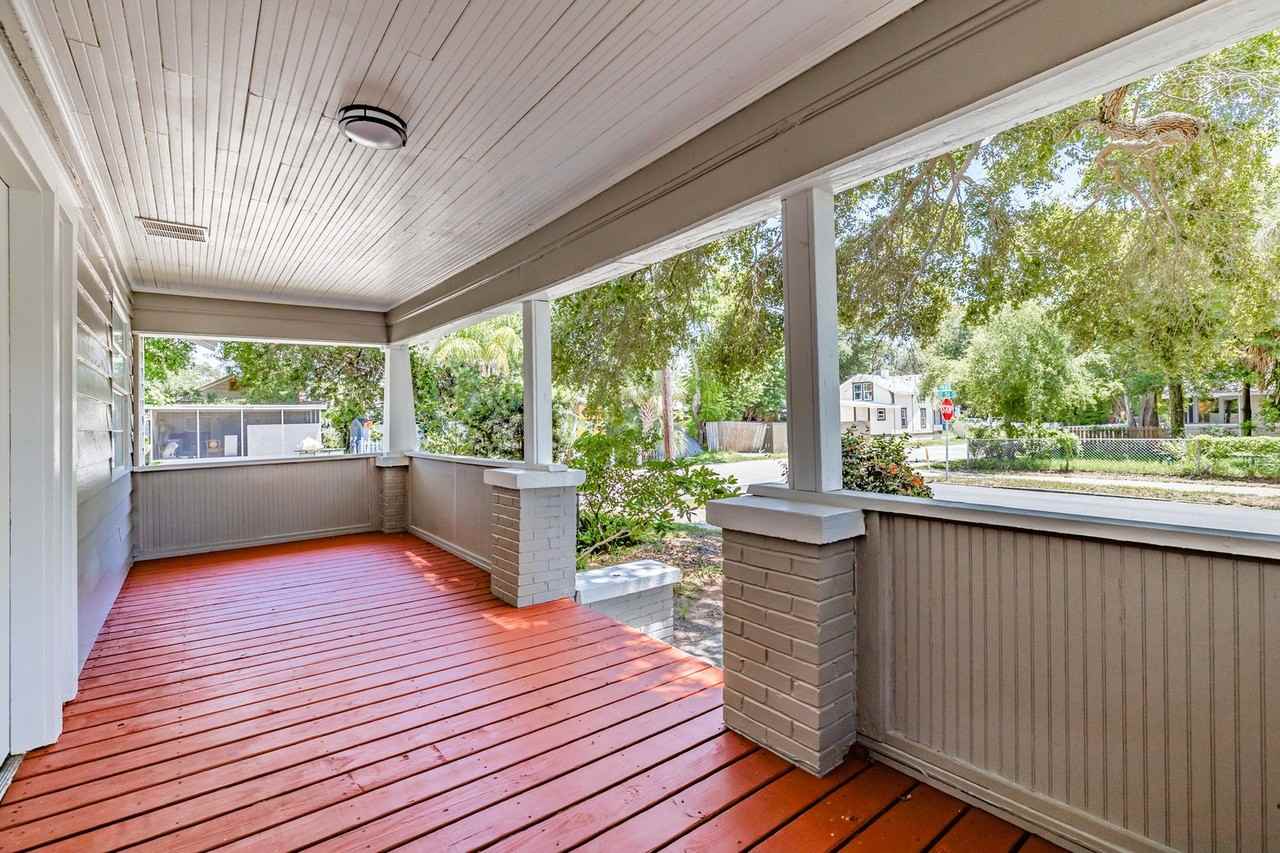 1401 12th St S - Photo 4 of 30