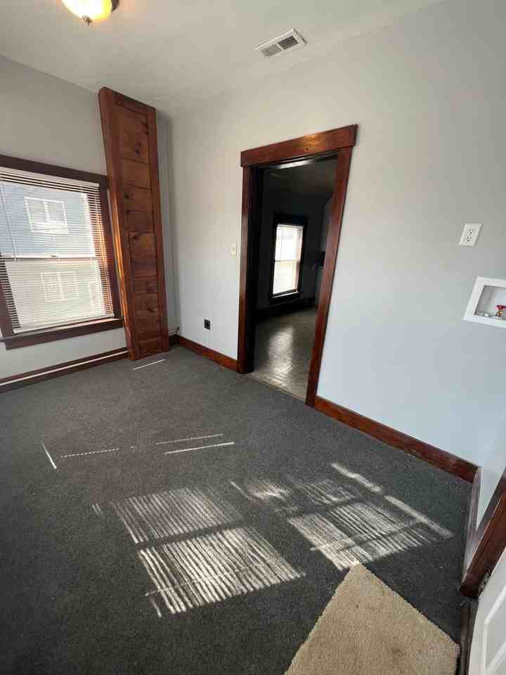 1111 SW 10th Avenue - Photo 3 of 18