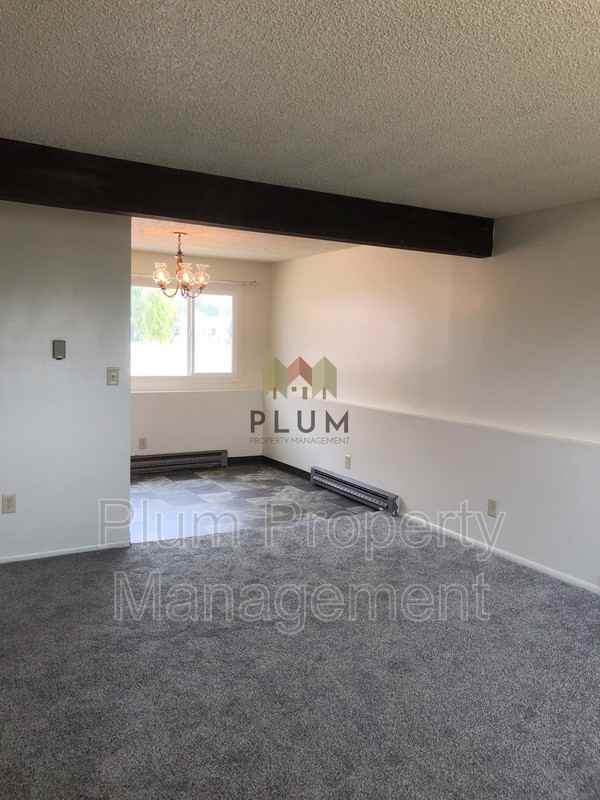 1824 Phillips St #2 - Photo 6 of 25