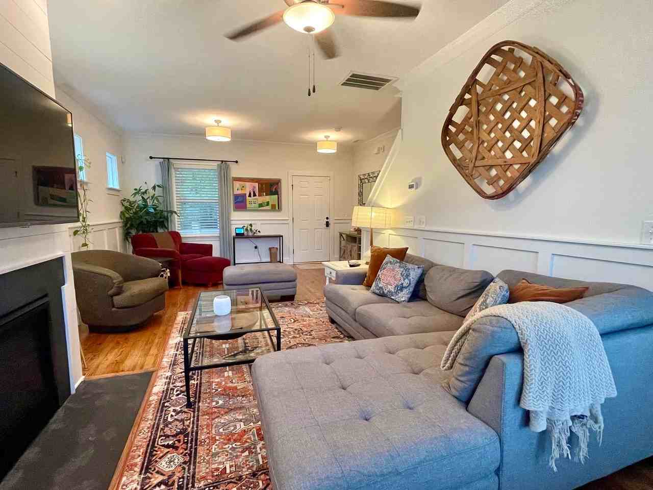 2810 W Main St - Photo 7 of 19