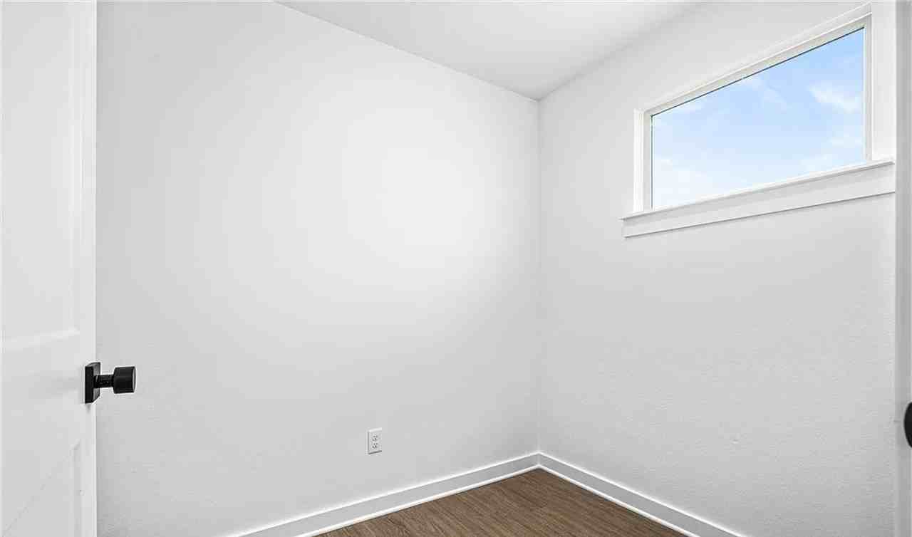 9719 Sequoia Ln - Photo 2 of 16