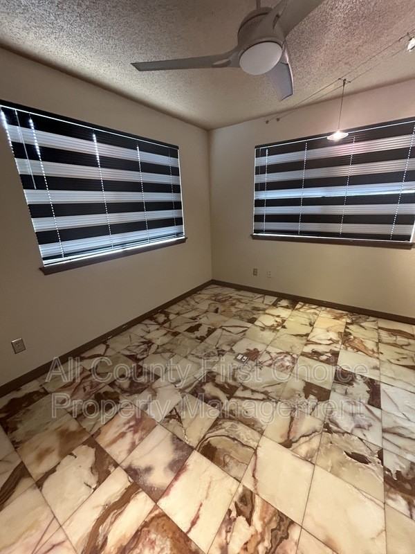 9650 Tara Cay Ct - Photo 3 of 25