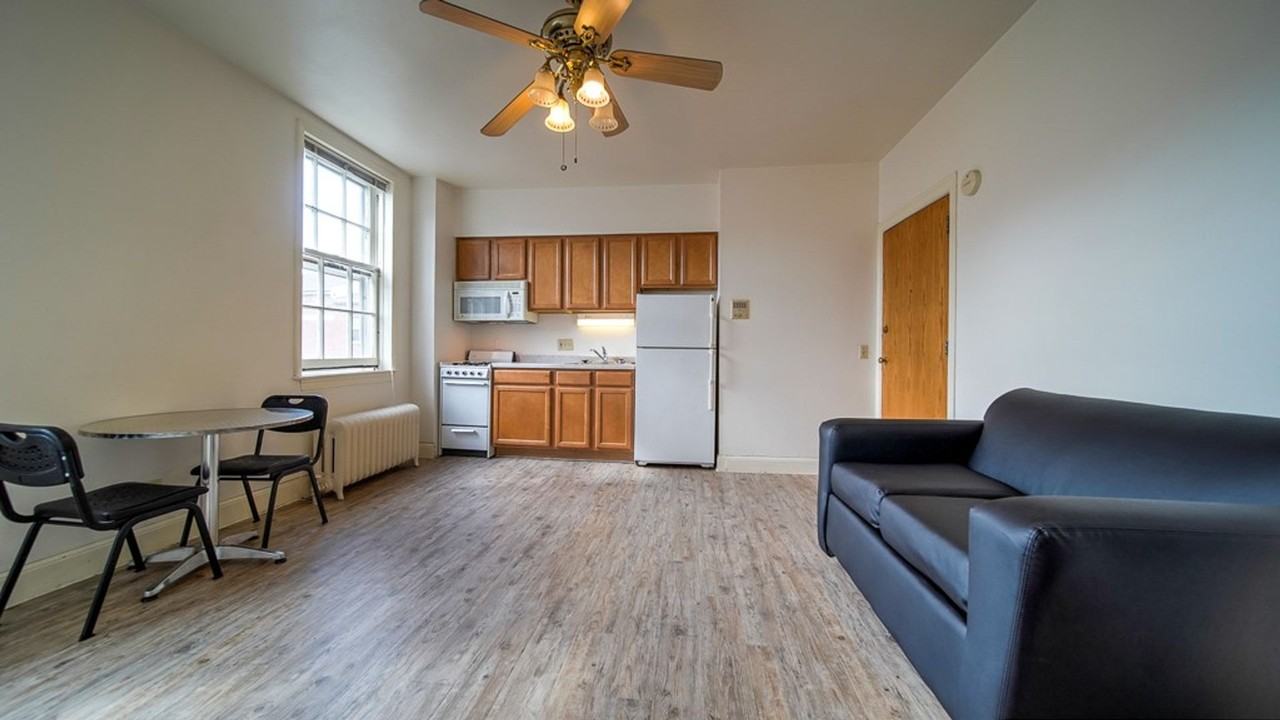 260 - Photo 4 of 4