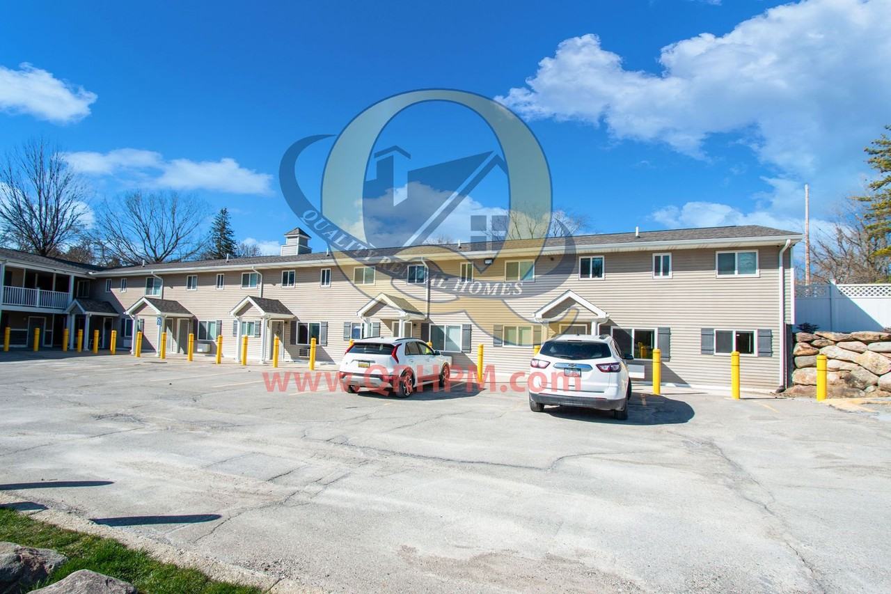 River Rock of Flushing Apartments - Photo 2 of 17