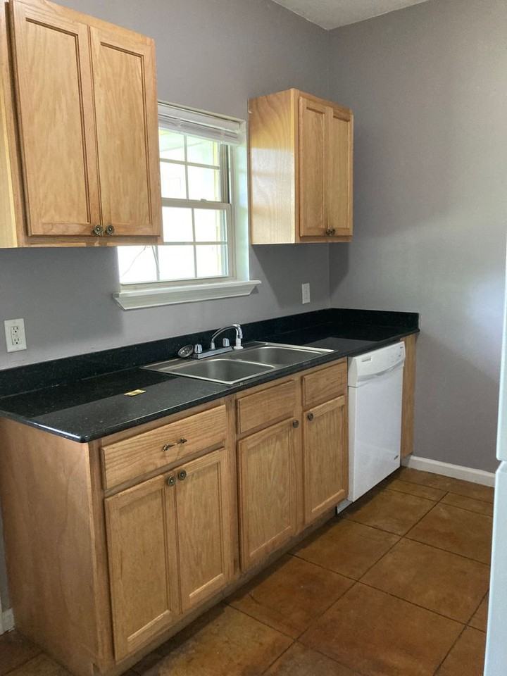 2991 Hardee Rd #A - Photo 6 of 19