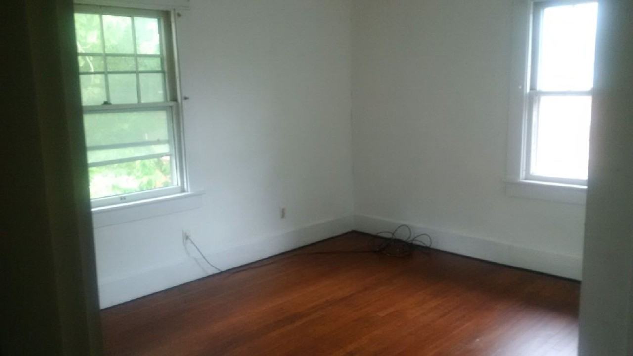 324 E 2nd St - Photo 4 of 50