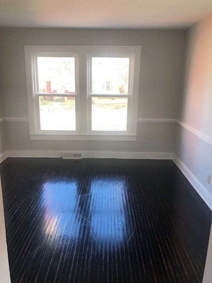 817 N Washington St - Photo 5 of 12