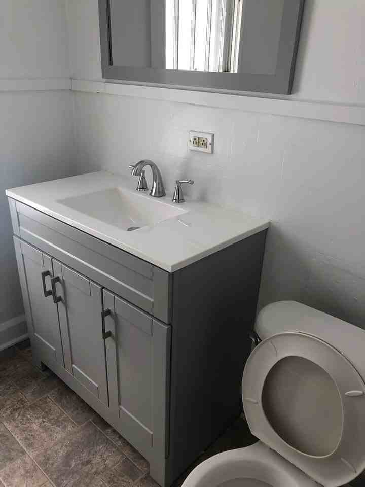 1005 S Walnut St - Photo 4 of 9