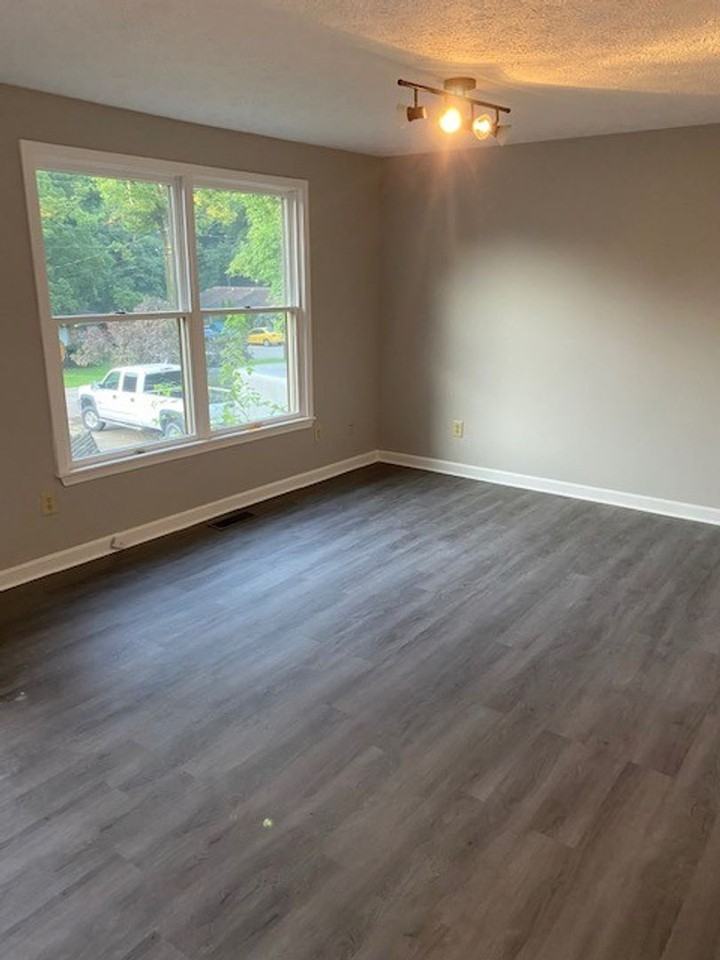 1516 E Matlock Rd - Photo 7 of 12