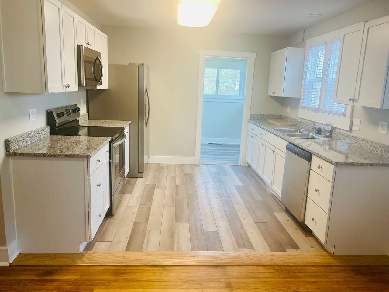 624 S Washington St - Photo 2 of 20
