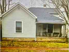 featured image of 624 S Washington St