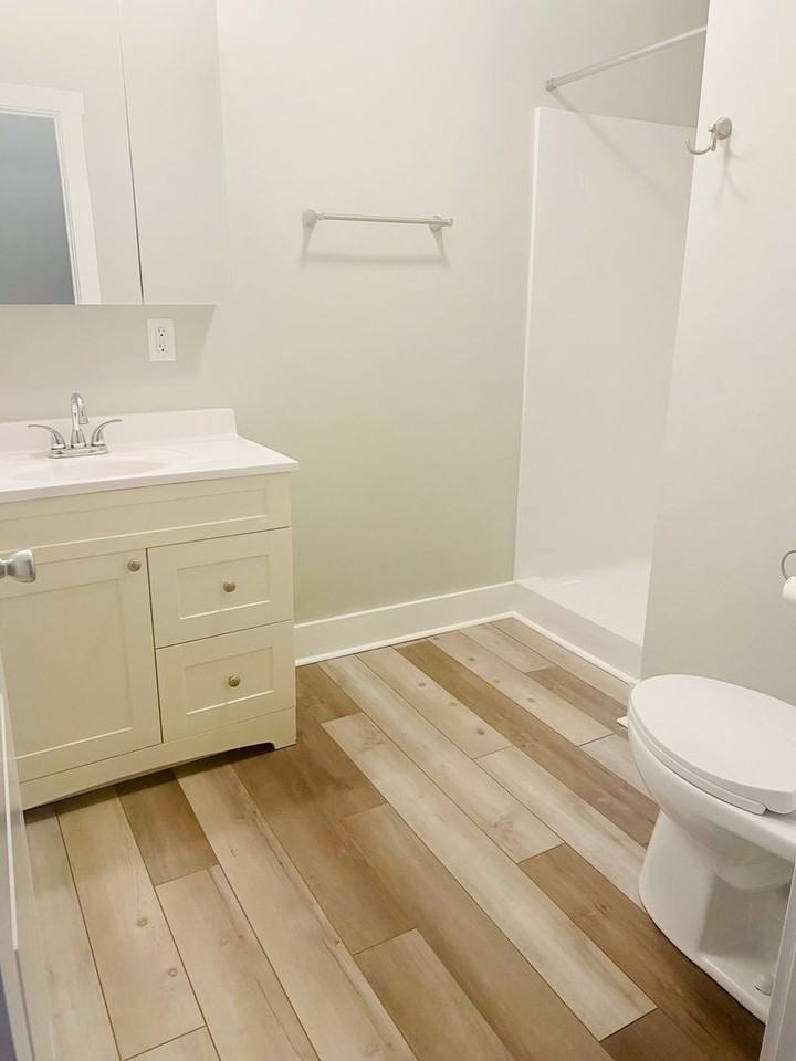 624 S Washington St - Photo 7 of 20