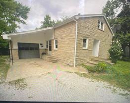 2629 2629 E Edwards Row Rd - Photo 1 of 1