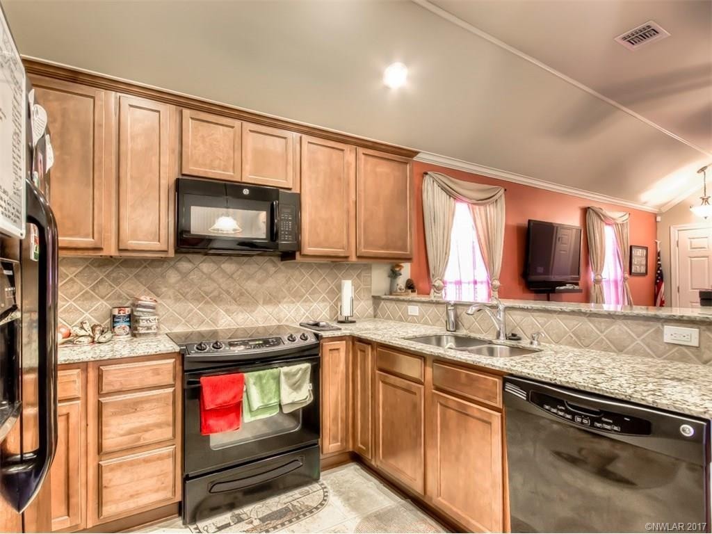 567 Whitefield Ln - Photo 2 of 16