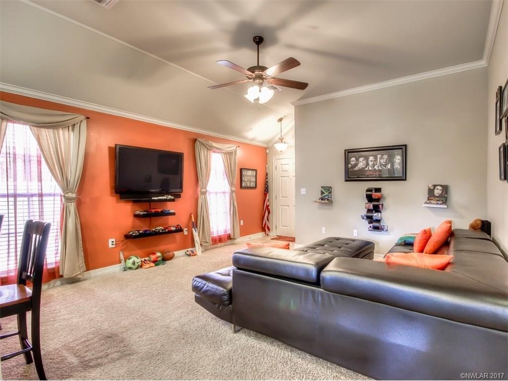 567 Whitefield Ln - Photo 5 of 16