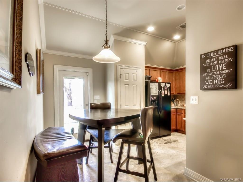 567 Whitefield Ln - Photo 6 of 16