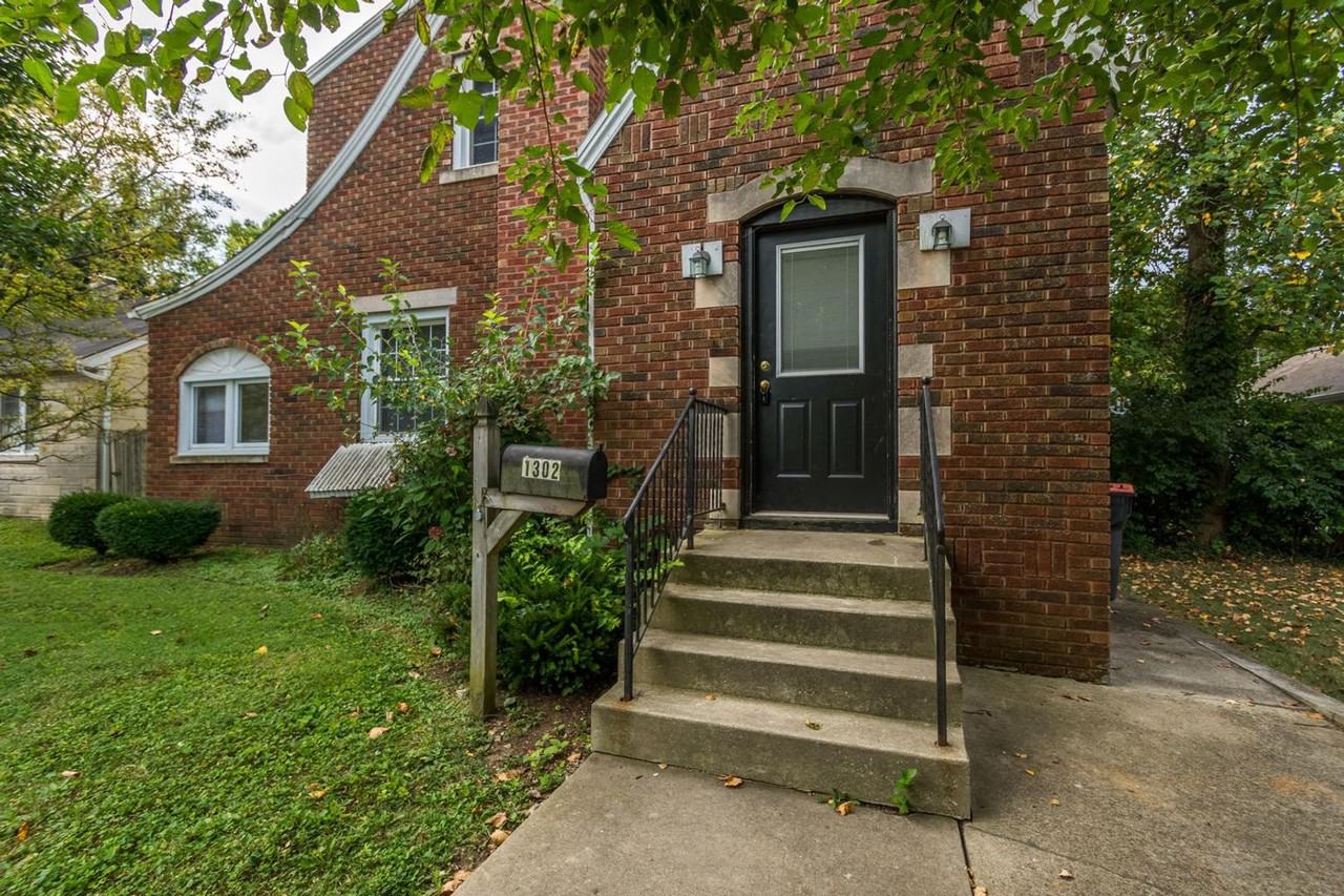 1302 E Hunter Ave - Photo 2 of 30