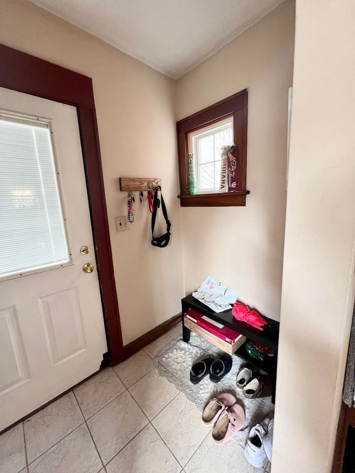 1302 E Hunter Ave - Photo 3 of 30