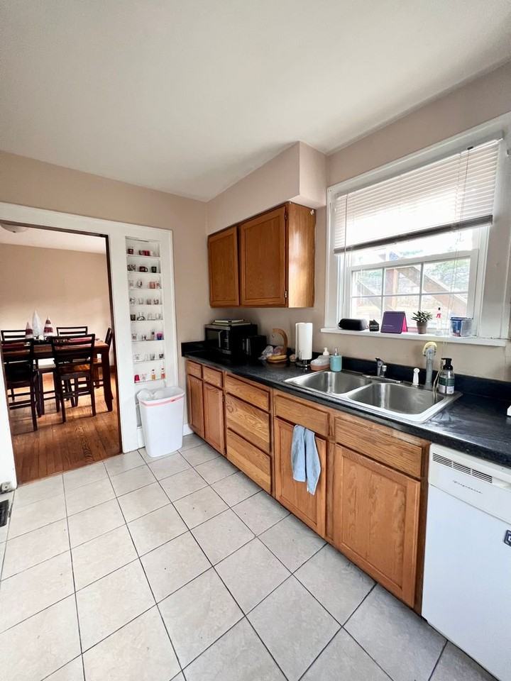 1302 E Hunter Ave - Photo 7 of 30