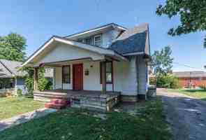 featured image of 409 E 16th St