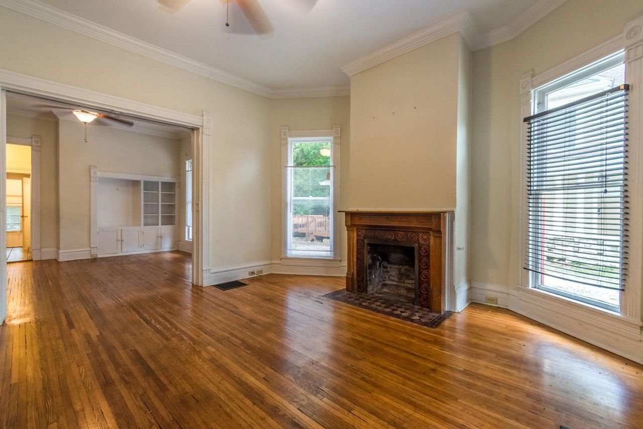434 E 2nd St - Photo 4 of 17