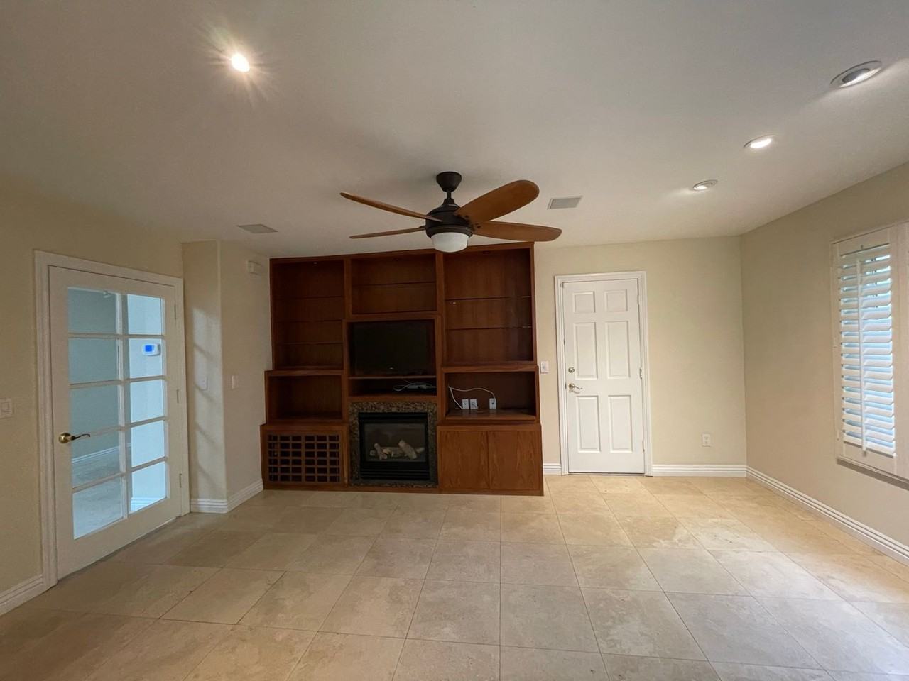 763 Santa Florencia - Photo 2 of 13