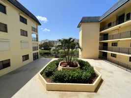 featured image of 190 Escambia Lane #305