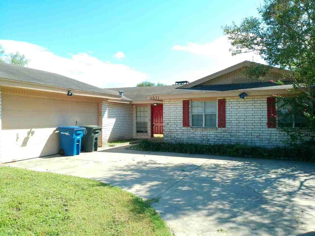 11621 Opossum Creek Dr - Photo 2 of 11