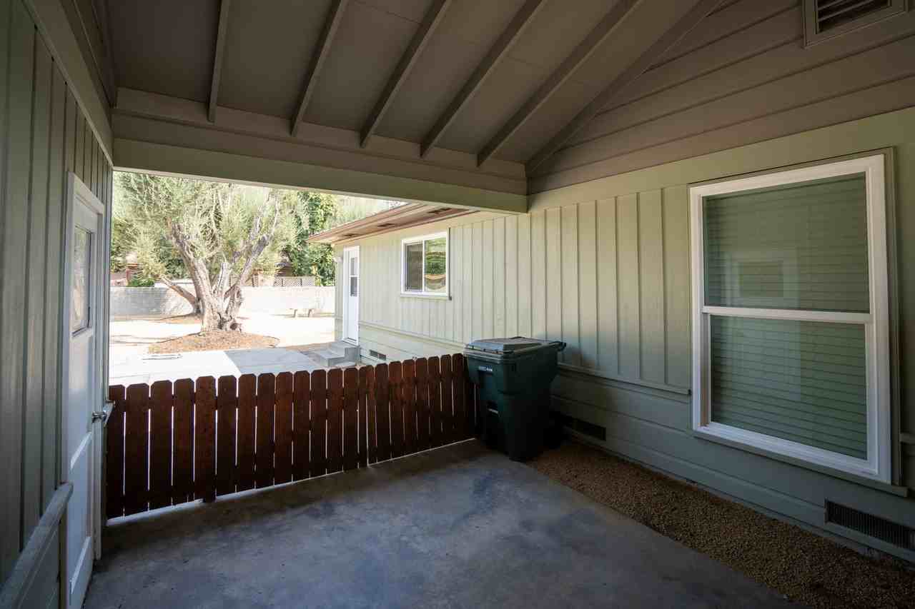 3071 N D St - Photo 2 of 21