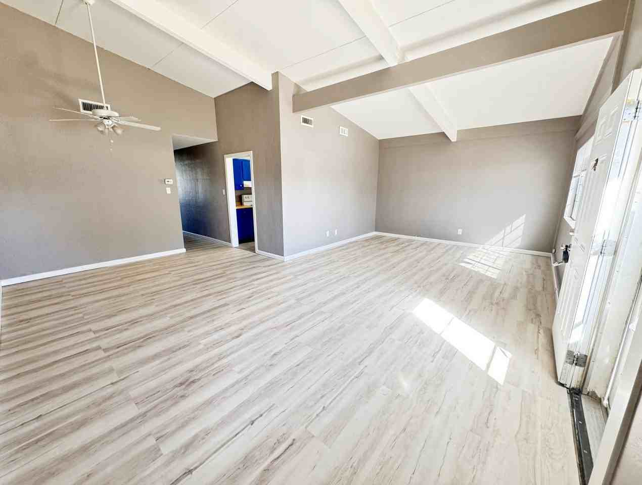 12183 Rocky Mountain St - Photo 3 of 14